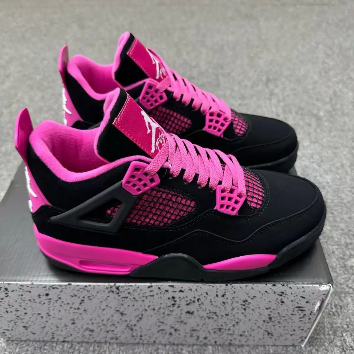 Black Bright Pink Contrast Casual Basketball Shoes, Premium Suede Fabric, Flexible Cushion Midsole, Comfort Footwear For Streetwear & Daily Walking