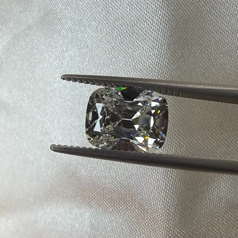 IGI Certified 3.84 Carat Old Mine Cut F Color VVS2 Clarity Diamond for Jewelry Accessories & Diamond Rings
