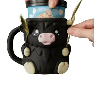 Highland Cow Ice Cream Pinholder, Highland Cow Design, Durable & Stylish, Perfect for Home Use, Ideal Gift Idea