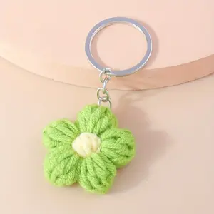 New Multi-Color Cute Sunflower Pendant Keychain, Simple Fashion Knit Sunflower Keychain, Phone Charm, Bag Charm, Holiday Gift, Car Keychain