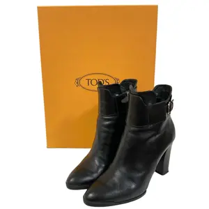 Pre-owned TOD'S Calfskin Small Leather Goods Tod’s GOMMA Leather Ankle Boots
