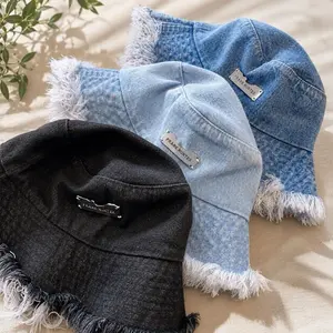 Women's Luxe Polyester Bucket Hat - Stylish Sun-Protective Headwear for Daily Outings, Polyester Fabric