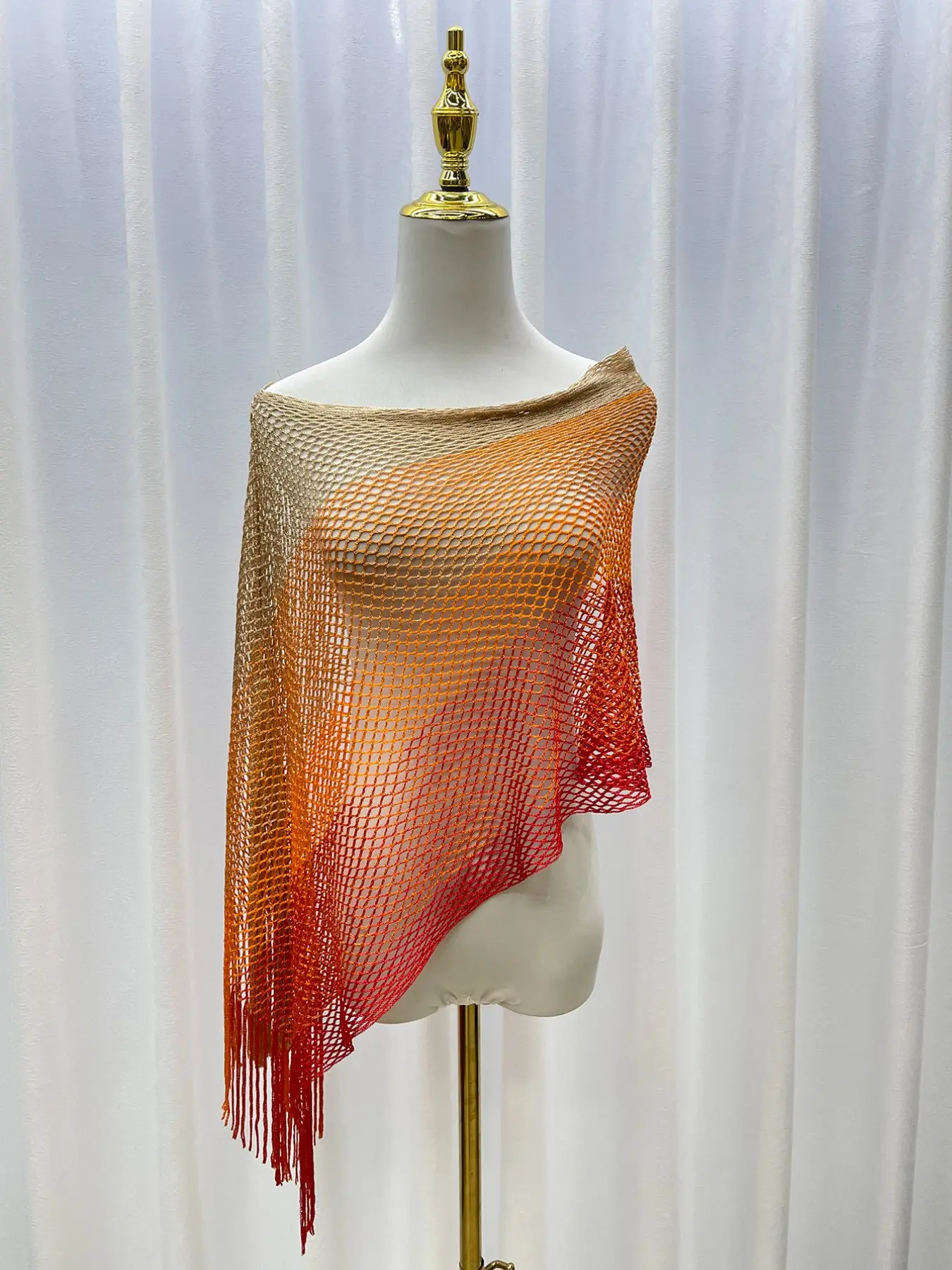 Women's Gradient Knit Hollow Out Shawl, Fashion Shawl, Short Pullover Knitted Scarf for Summer Beachwear, Party Dress or Bikini, Daily Wear