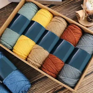A Package Of 5 Balls/500g Of Camel Wool Yarn, 95% Camel Wool And 5% Acrylic, Medium Thickness Yarn Suitable For 4-5mm Knitting Needles. The Product Has A Short And Rich Texture, Is Warm And Soft, And Easy To Knit. Suitable For Knitting Sweaters, Jackets,