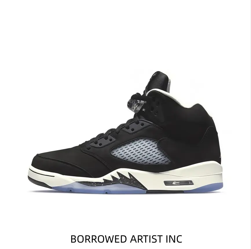 Performance‑oriented high‑top athletic shoes with breathable mesh panel and shock‑absorbing cushioning, built for court training and casual city outings.