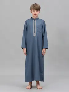 Boys' Embroidered Zipper Loose Modest Qatar Robe, Middle Eastern Muslim Boys' Clothing, Comfortable Long Sleeve Dressing Gown