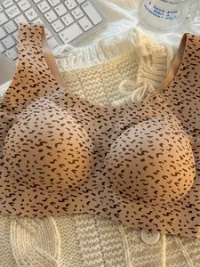 Women's Seamless Push-Up Bra, Thickened Cups, Anti-Sagging Soft Support, Lifted Side Coverage, Invisible Fixed Design