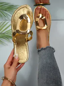 Elegant Silver Color Open-Toe Sandals for Women, Summer Outdoor Versatile Flat Flip Flops, Beach Vacation Shoes, Stylish and Comfortable Slipper