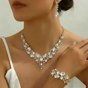 JunDa Three-Piece Full Diamond Bridal Jewelry Set Necklaces Earrings Bracelets Perfect for Evening Gowns and Banquets European American Style