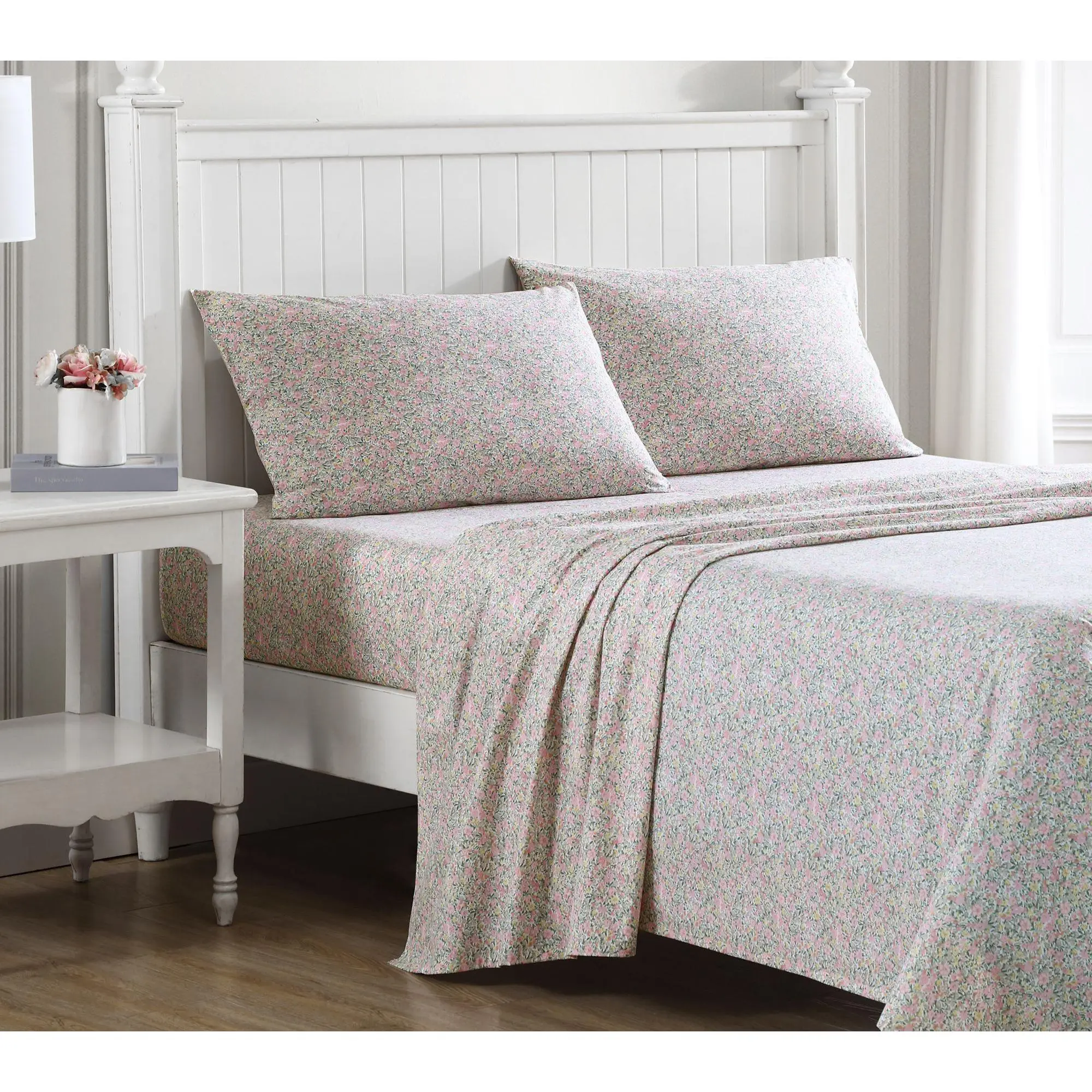 Laura Ashley Lo veston Pink Cot ton Queen Sheet Set Laura Ashley Lo veston Pink Cot ton Queen Sheet Set