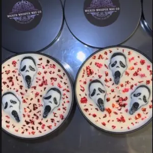Scream Candle - 8ounce Ghostface Candle