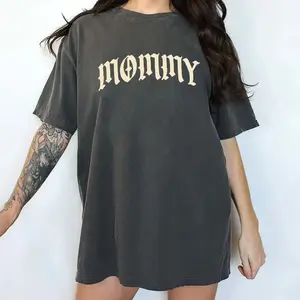 MAPTEES Mommy Gothic Comfort Colors Shirt, Goth Mom Graphic Tee, Mom Life T-shirt, Sassy Mothers Outfits, Mother's Day Gift For Mom Clothing