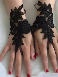 Lace Textured Bridal Wedding Gown Gloves Handmade Open-Finger Gloves for European and American Style Wedding Parties Handwear