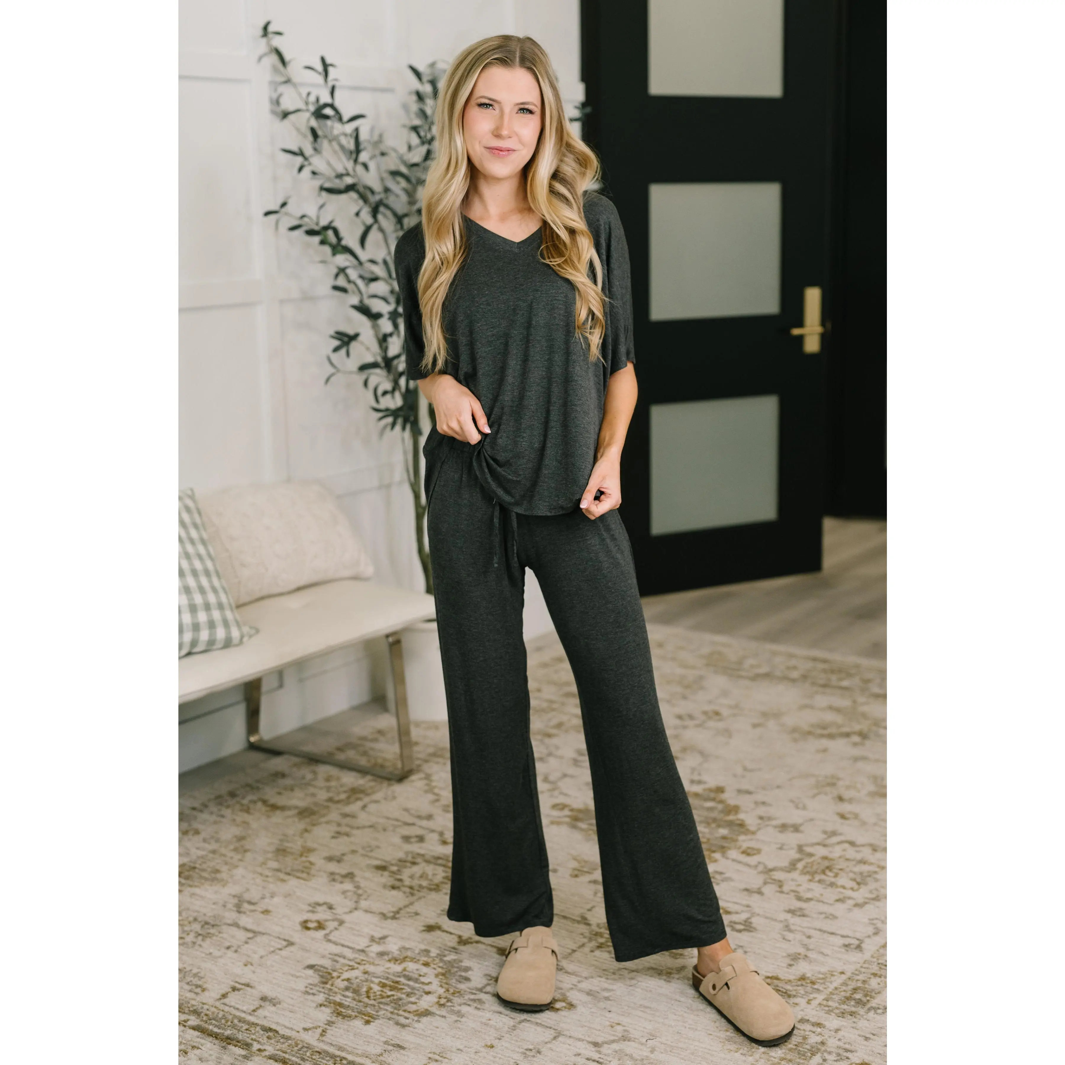 Ol' Reliable Top and Bottom Lounge Set in Charcoal