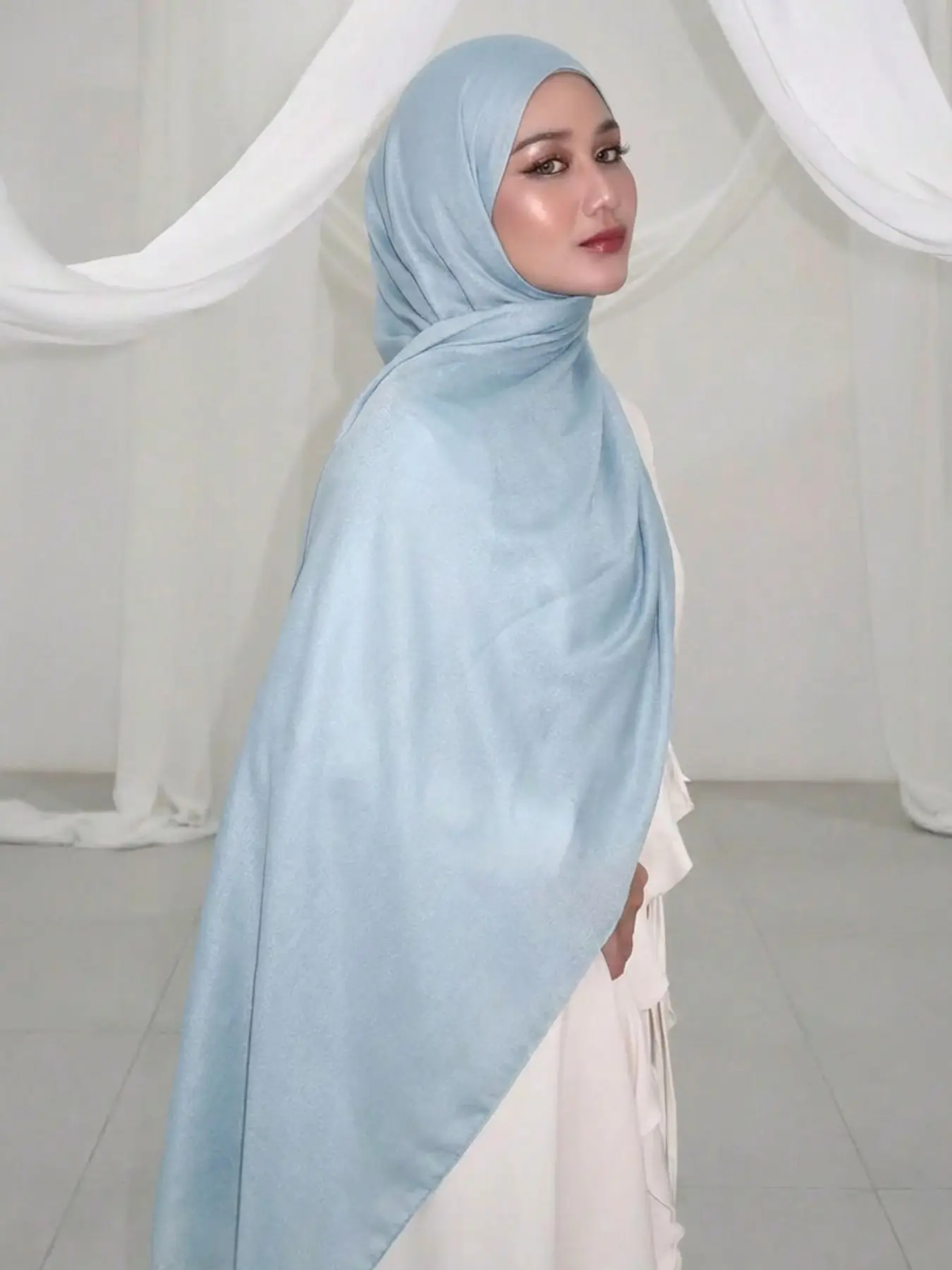 Women's Cotton Plain Headscarf Hijab, Breathable Long Scarf for All Seasons, Elegant Modesty Muslim Fashion Accessory, Daily Wear