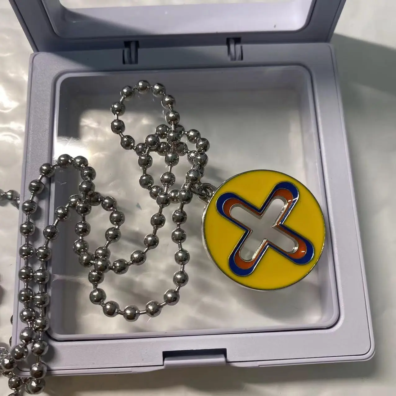 Fashion Four-corner Ball Pendant Necklace Personality Hip Hop Trend Niche Necklace Fine Jewelry Gifts for Men and Women Fashion Four-corner Ball Pendant Necklace Personality Hip Hop Trend Niche Necklace Fine Jewelry Gifts for Men and Women