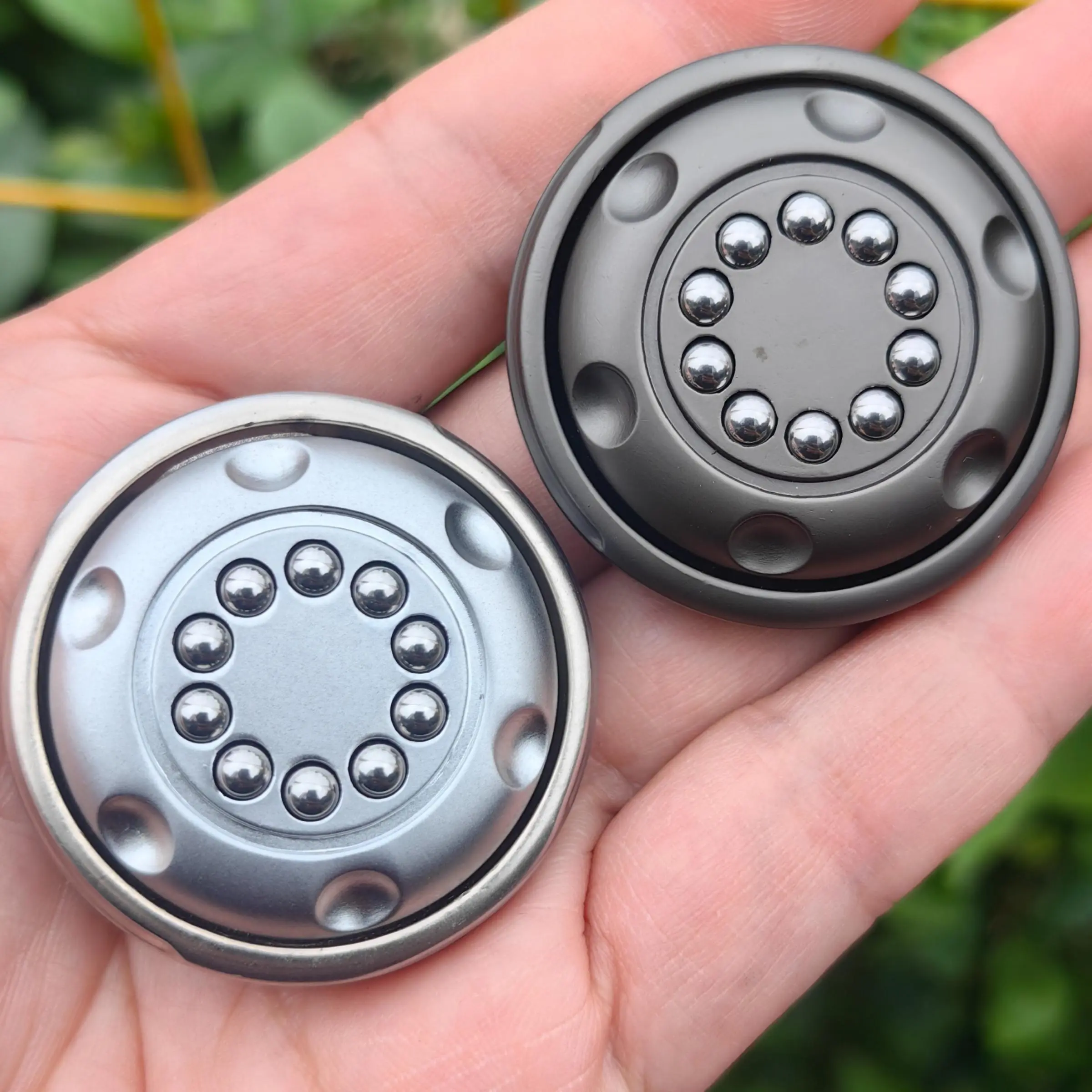 Magnetic Metal Spinner Toy, 1 Count Anxiety Reducing EDC Fidget Toy, Fidget Gadget for Focus and Calm, Magnetic Handheld Portable Office and Home Use Stress Relief Toy, Stress Relief Gadgets, Anxiety Relief Products