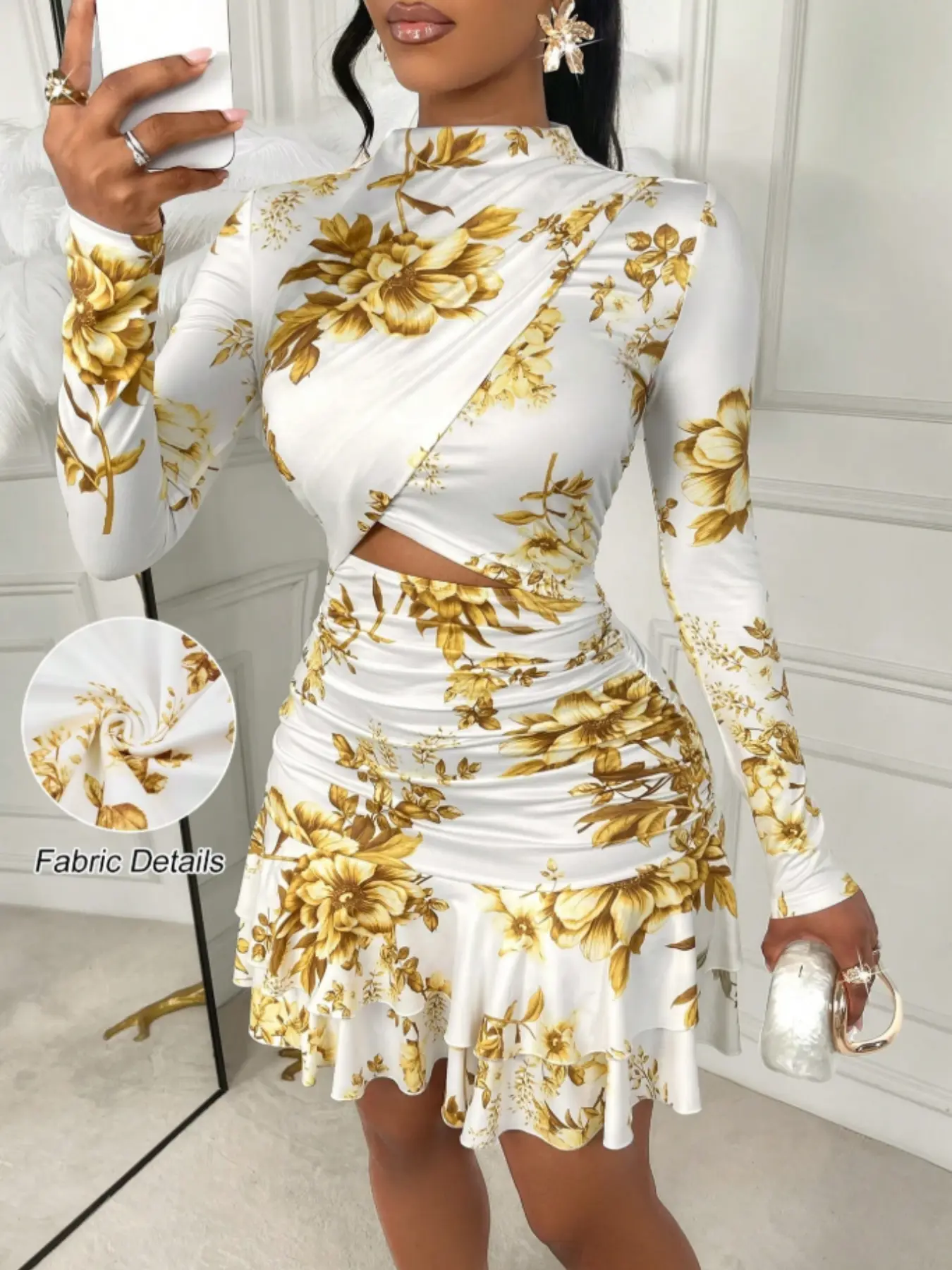 An elegant long-sleeved women's dress with a floral print—a casual, sexy dress suitable for spring, summer, and fall.