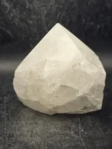 Clear quartz polished top point! 13.4 ounces, 2.8 inches tall, 2.8" wide