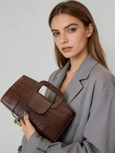 Elegant Crocodile Pattern Chain Crossbody Bag, Casual Single Shoulder Bag, Stylish Design for Daily Use, All Seasons Accessory, Fashionable Shoulder Bag