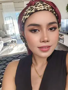 Women's Elegant Chain & Geometric Print Square  Scarf, Fashion Hair Scarves, Fashionable Versatile Retro Shawl for Daily Life, Trendy Vintage Accessories for Women & Girls