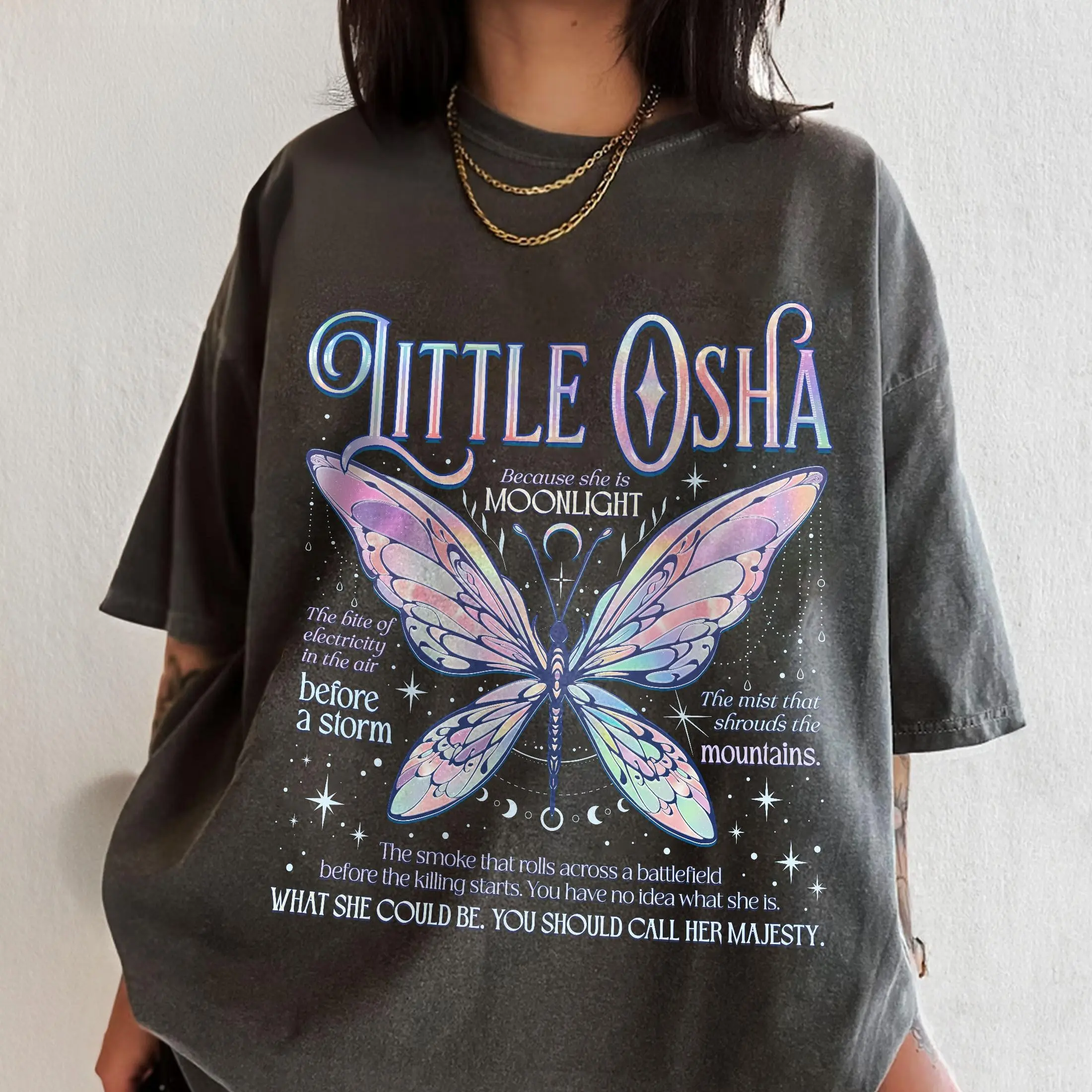 Little Osha Butterfly Comfort Colors Shirt, Quicksilver Callie Hart Shirt, Saeris Fane Kingfisher Inspired Tee, Quicksilver Fan Womenswear