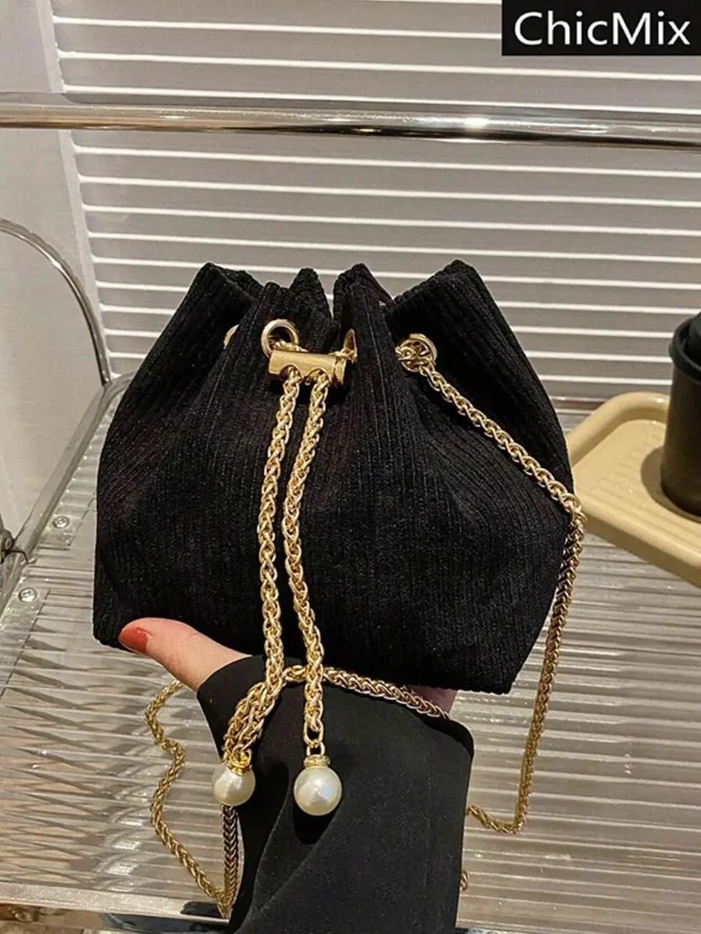 Women's Mini Bucket Crossbody Bag, Contrasting Stripe Print Chain Decor Shoulder Purse, Stylish Compact Handbag for Date Night, Party, Shopping, Vacation, Travel & Everyday Outfits
