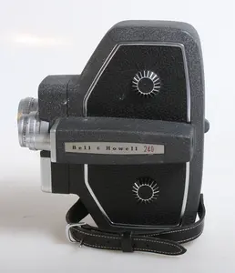 Bell and Howell 16MM CINE / MOVIE CAMERA VINTAGE W/ORIGINAL HAND STRAP