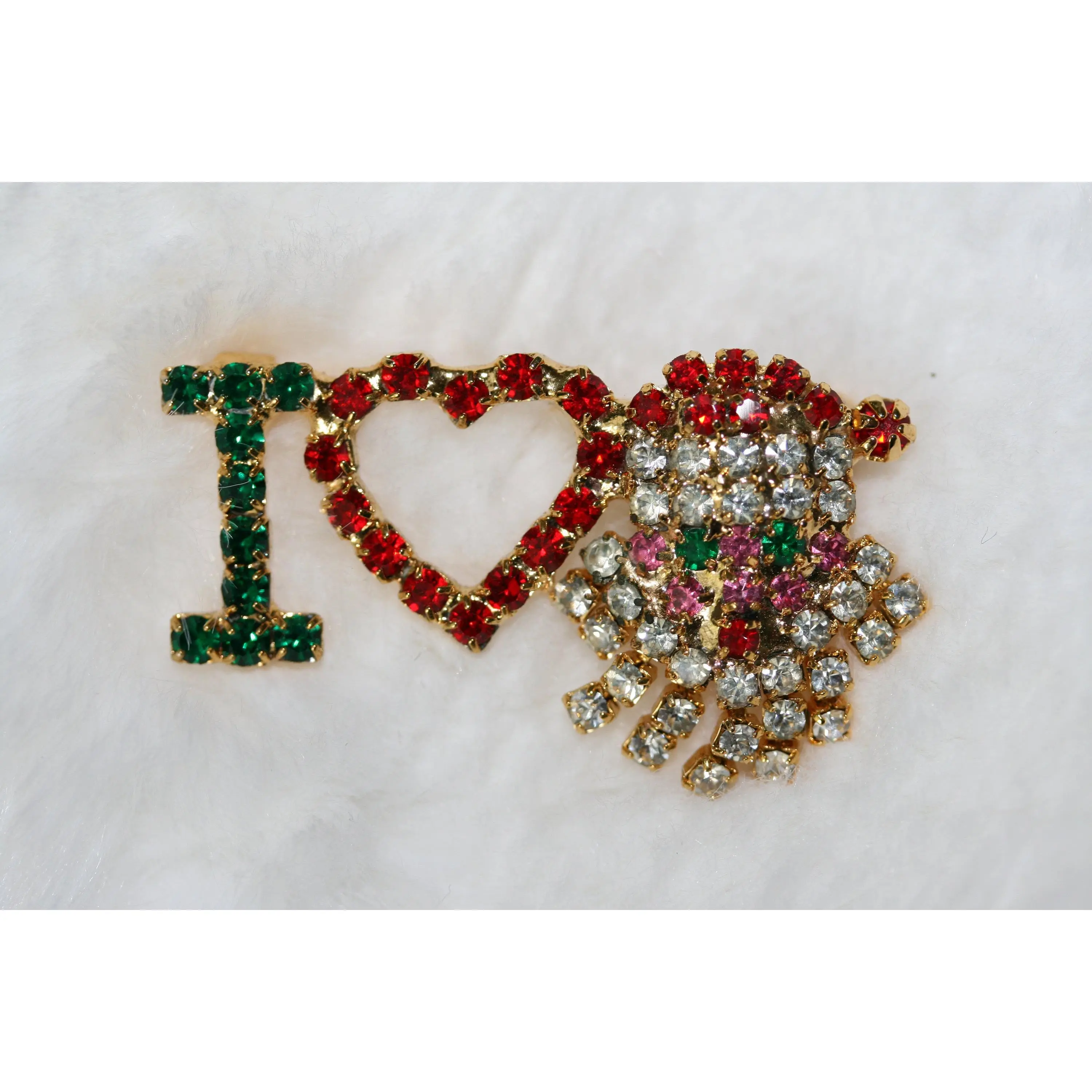 Vintage "I Love Santa" Heart Brooch Pin with Red Enamel Finish, Christmas Holiday Jewelry for Women, 1.5 x 1 in, Vintage Condition, Female, Heart Shape, 1.5X1 In, Holiday Wear, Santa Motif, Santa Theme