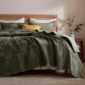 Velvet Set Full/Queen Size 90''x98'', Lightweight Olive Green Velvet Comforter Set with 2 Matching Shams, Soft Bedspread Coverlet Bedding Set for All Season
