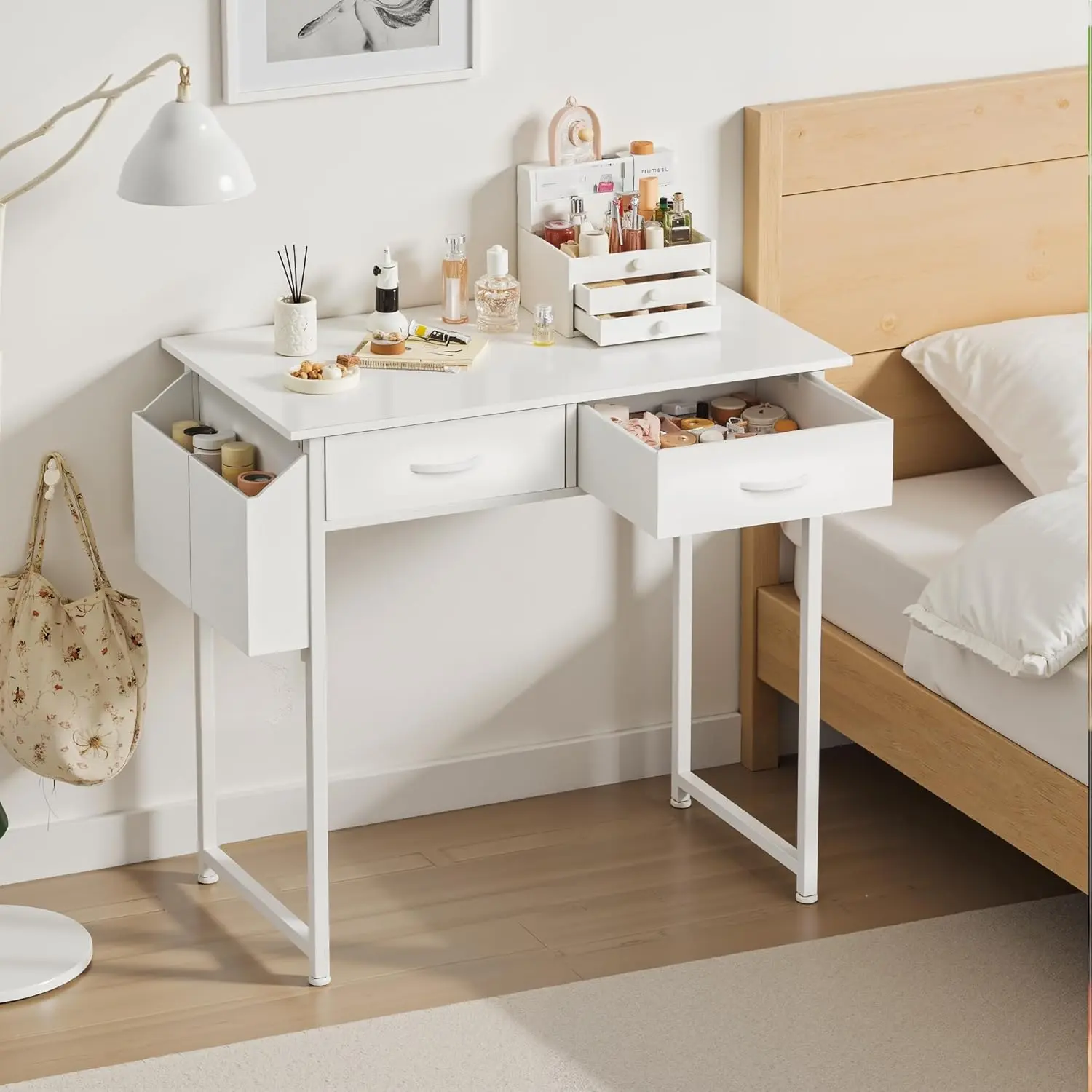 Small white desk with drawers — for bedroom; 32-inch home office computer desk with fabric storage drawer and bag; study writing table for small spaces, white