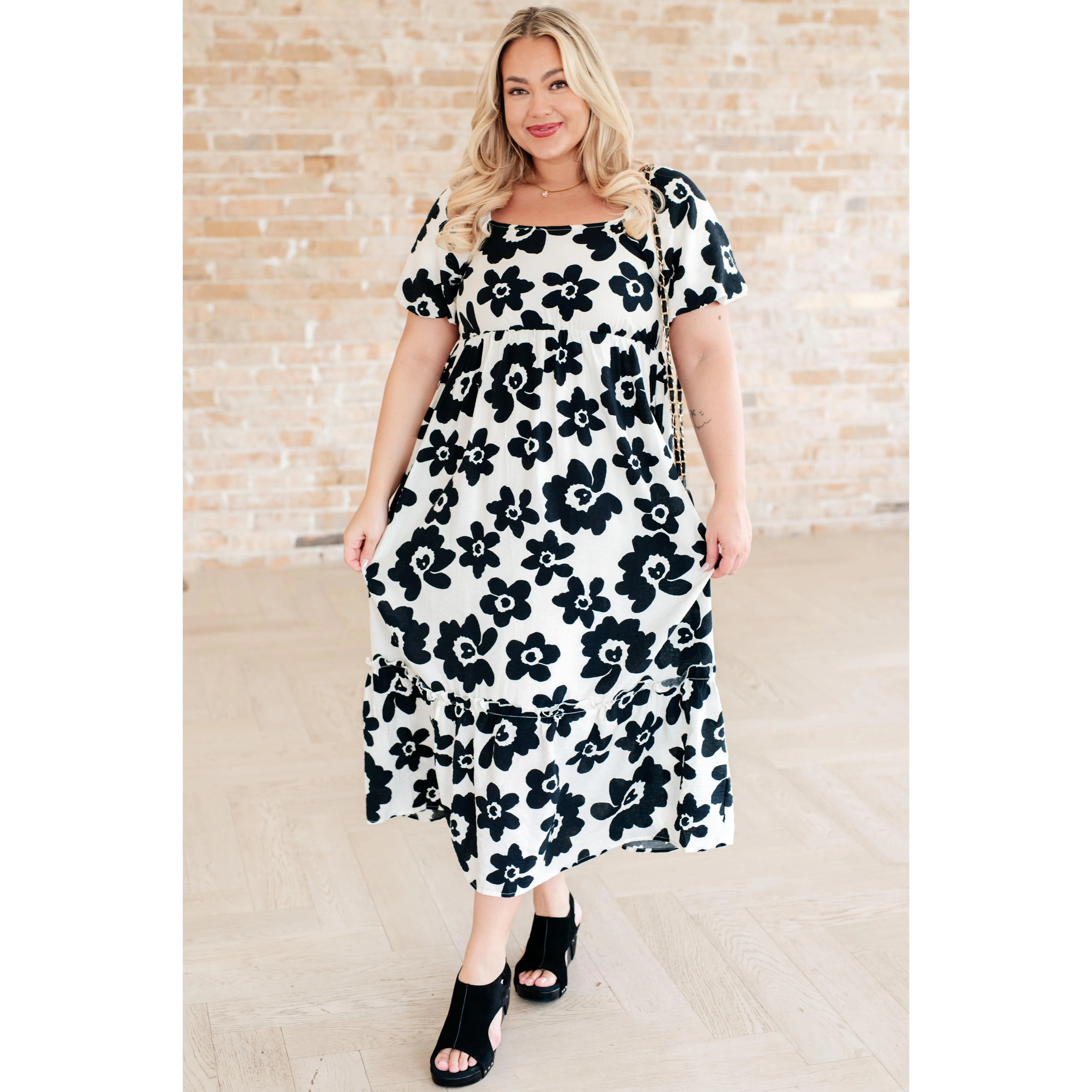 The Hot Topic Square Neck Floral Dress