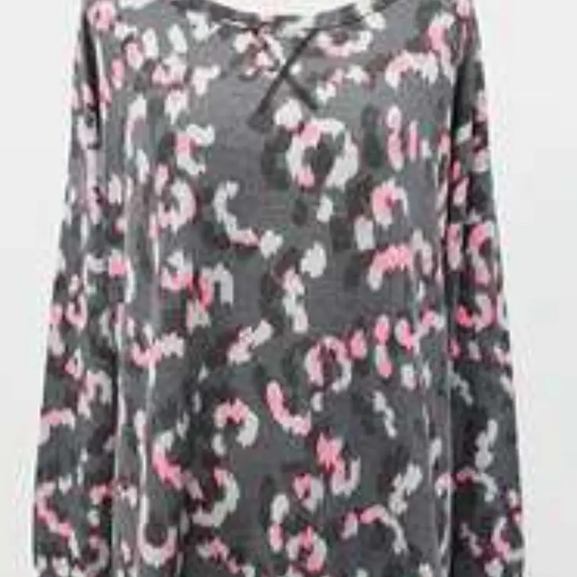 Dear Scarlett Weekender Top V0007