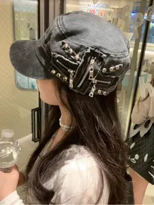 1pc Vintage Rivet Edgy Washed Finish Flat Top Cap, Y2K American Retro Baker Boy Shape Beret Baseball Hat, Grunge Punk Streetwear Appeal Dad Hat for Daily Casual & Party Versatile Usage, Black Hats