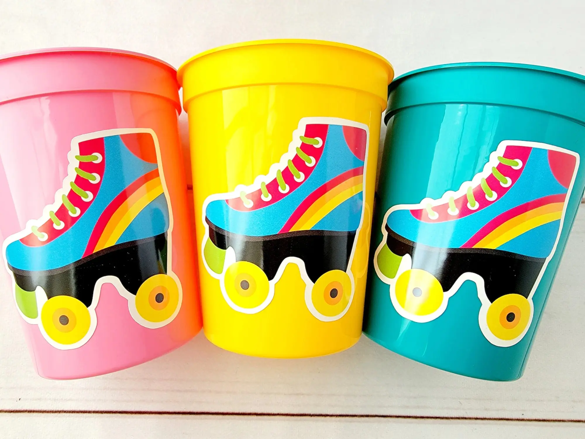 Roller Skate Party Cups 16 FL oz Plastic & Vinyl Reusable BPA Free Skate Birthday Favors for 80's Theme Parties with Colorful Roller Skating Design ( 12 COUNT )