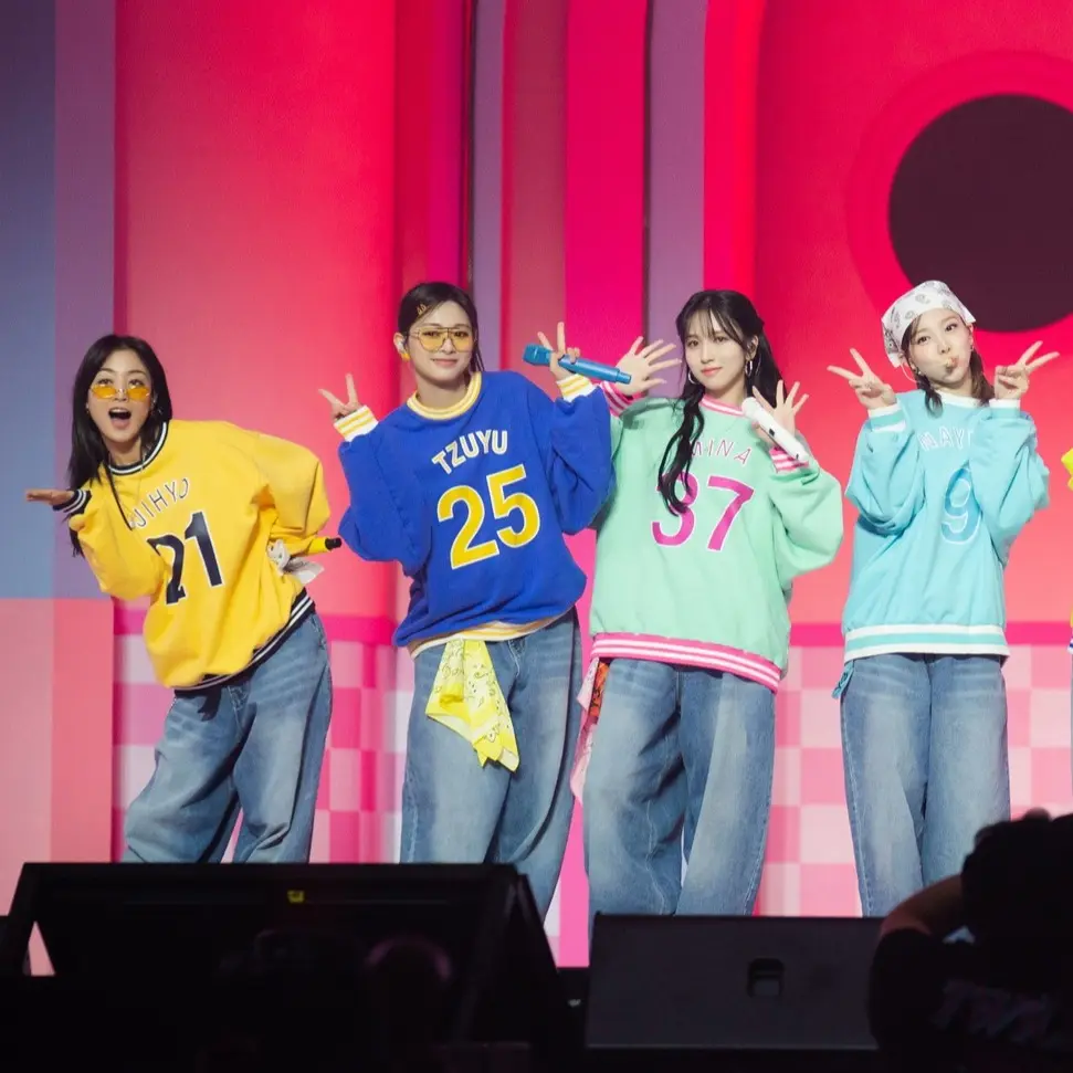 TWICE (DAHYUN) K-POP ONCE AGAIN FANMEET FANCLUB ONCE 4TH