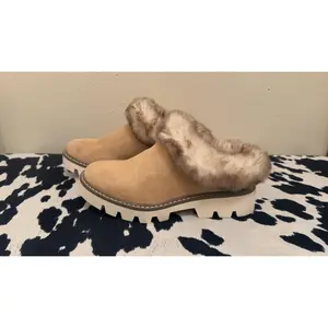 ESKIMO KISSES BOOTIES