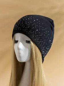 Women's Beanie Hat with Rhinestone Decoration, Simple & Fashionable Design for Winter & Fall, Sparkling Accessory for Daily Wear