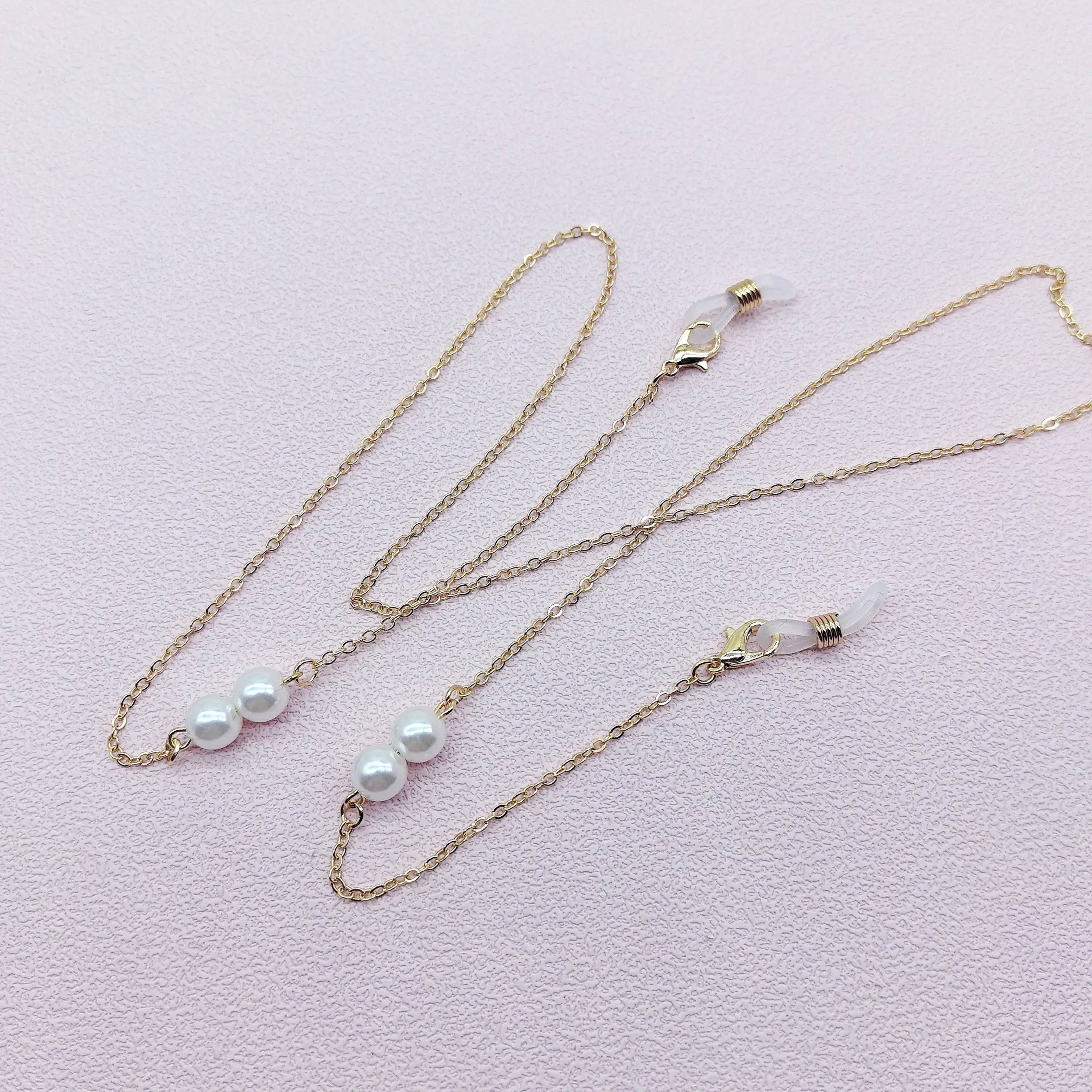 Metal eyewear chain/white pearl beaded eyewear chain/Glasses chain/Gold chain/Eyewear necklace/Sunglasses chain