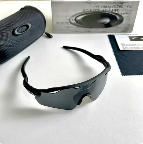 Oakley Performance Cycling Glasses, Lightweight Shield Frame for Outdoor Sports
