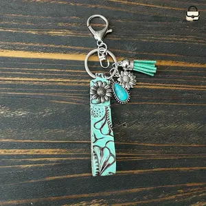 DUR-1pc Vintage Western Cowboy Faux Leather Keychain with Turquoise Accent - Faux Leather Car Accessory - For Car Enthusiasts & Western Style Lovers - Unique Gift for Men & Women