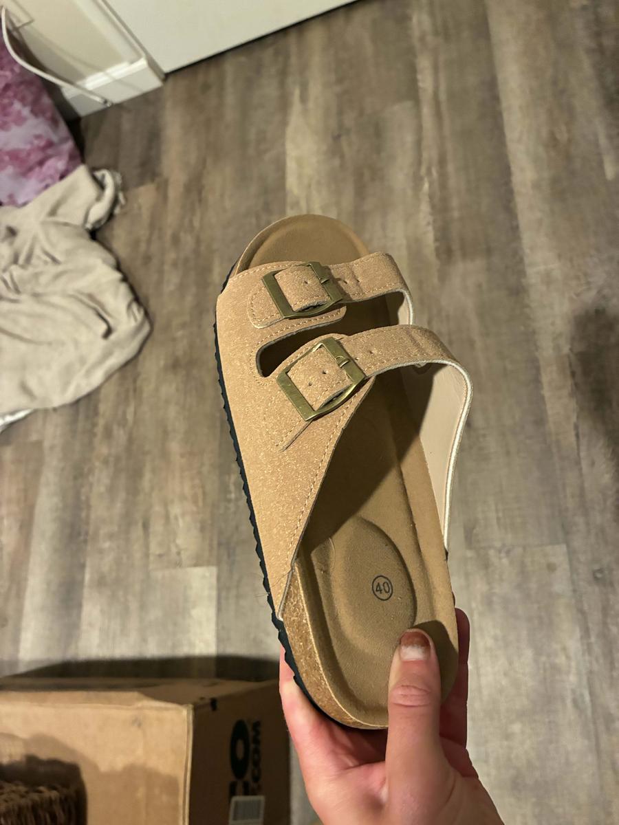 Item: LightBrown, US8.5