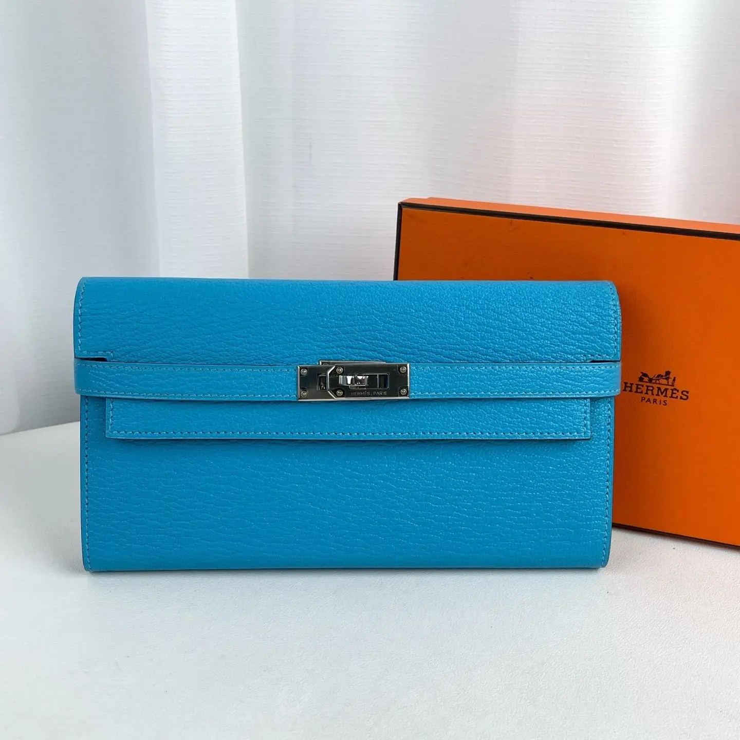 Pre-owned HERMÈS Bleu Azteque Chevre Mysore Leather Palladium Plated Kelly Wallet 24260995