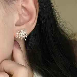 Silver Firework Stud Earrings for Women – Dandelion Bloom Design Sparkle Cluster Earrings， Hypoallergenic Non-fading Cubic Zirconia Jewelry， Funky Unique Accessories for Daily Party & Gift