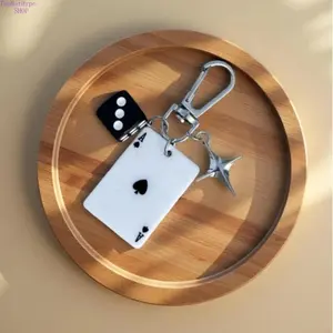Cute Metal Poker Dice Keychain with Star Pendant, Spade, Diamond, Club Designs, Decorative Clip — Keychain for Car Keys, Bag Charm, Cartoon Fashion Costume Jewelry