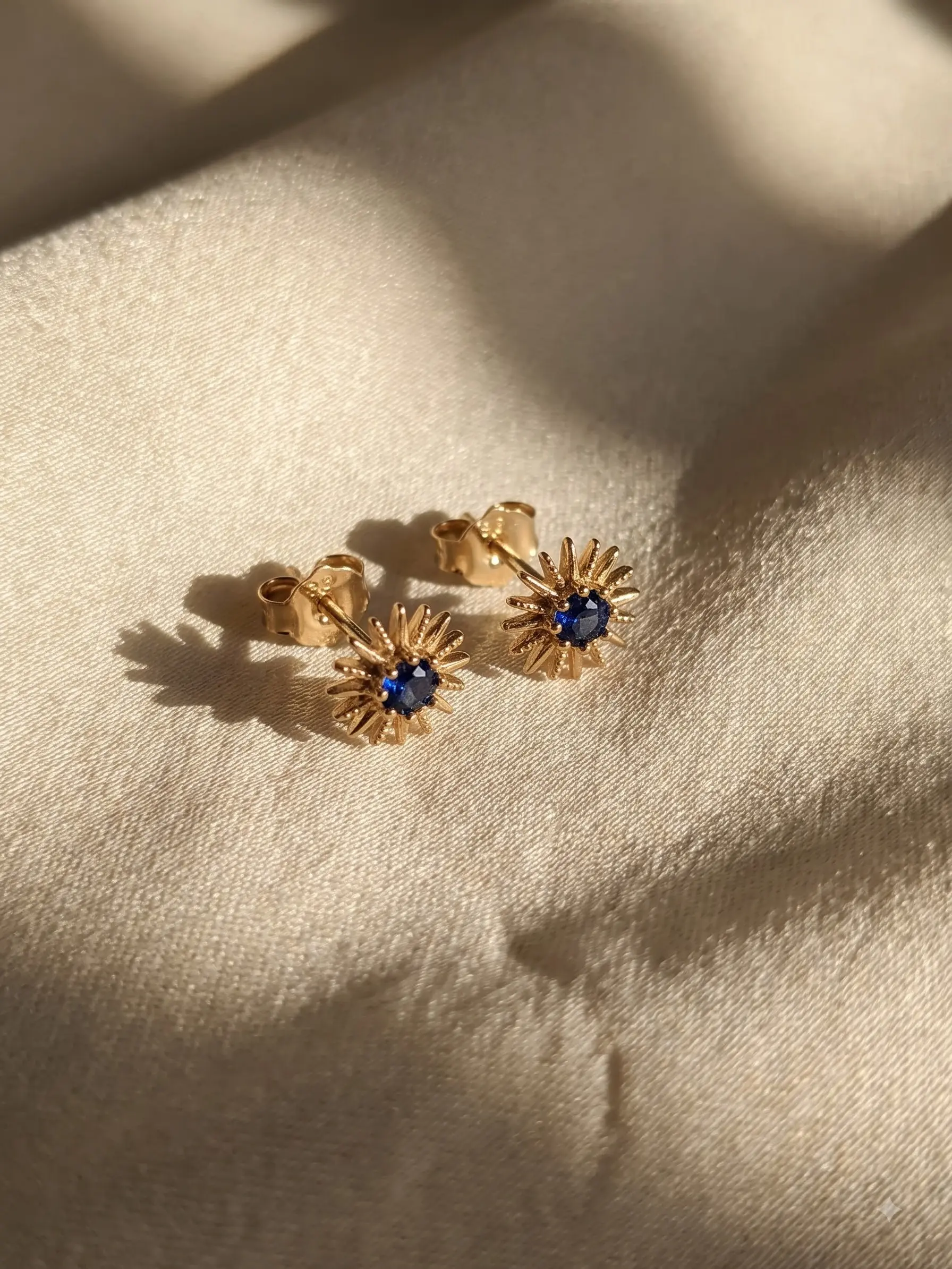 5.5mm Gold Sapphire Sunburst Stud Earrings Sterling Silver 925, Gold Plated, Tiny Sun Studs, Dainty Sunburst Earrings, Synthetic
