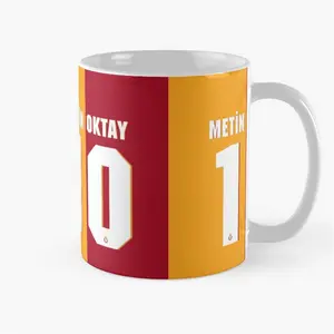 Galatasaray Metin Oktay 10 Mug: Turkish Soccer Legend Ceramic Coffee Cup for GSSK Fans - Durable & Heat Resistant