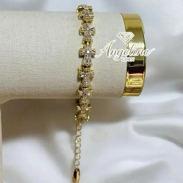 #1222 Bracelet Cruz Cristal Size 7 & 8 Ajustable Laminado 14k Oro Real 3 Capas Alta Calidad Water Resistant Stainless Steel Bracelet