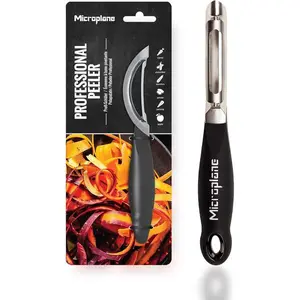 Microplane Stainless Steel Professional Swivel Peeler, Sharp Blade for Effortless Peeling of Hard Fruits and Vegetables, Kitchen Peeler for Home Cooks and Professional Chefs