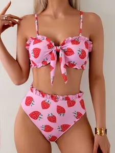 New Wood Trim Ruffled Strawberry Fashion Print Swimsuit, Hot Spring Beach Pool Vacation Bikini Two-Piece Set, Stylish Swimwear